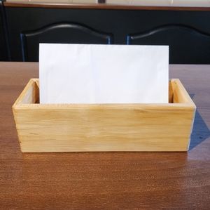 The Burl Knot mailbox